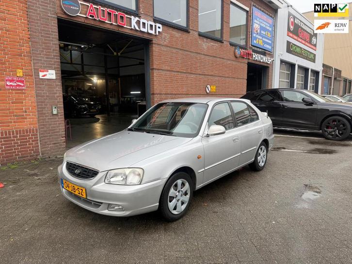 Hyundai Accent 1.5i GLS 5 deurs Airco El.pakket lage KM NAP, Auto's, Hyundai, Bedrijf, Te koop, Accent, Airbags, Airconditioning