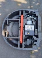 Reservewiel bak + reparatieset, driehoek  Mitsubishi Colt, Ophalen, Gebruikt, Mitsubishi