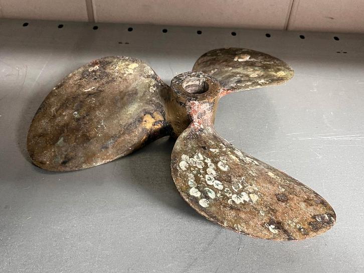 Bronzen schroef, Watersport en Boten, Accessoires en Onderhoud, Gebruikt, Motor en Techniek, Ophalen of Verzenden