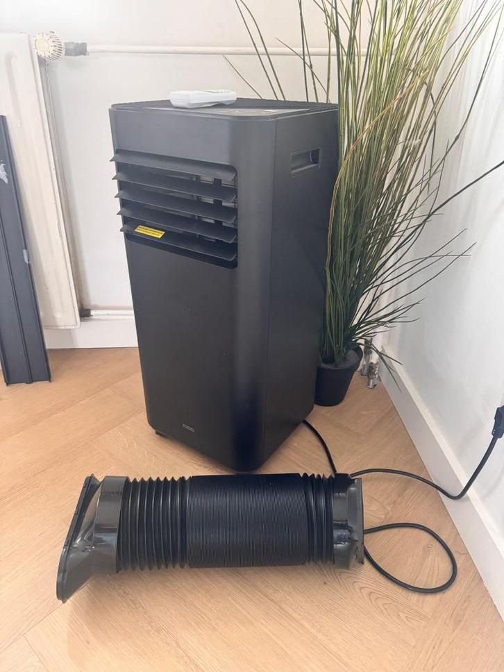 Mobiele airco met raamafsluitingskit en afstandbediening, Witgoed en Apparatuur, Airco's, Zo goed als nieuw, Mobiele airco, Minder dan 60 m³