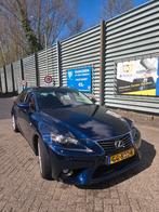 Lexus IS 300H 2.5 Hybrid CVT 2015 Blauw, Auto's, Lexus, Automaat, Euro 5, Achterwielaandrijving, 750 kg