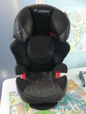 Maxi Cosi Auto Stoel Kind / 2015 / ZGAN / 15-36 kg / slaap beschikbaar voor biedingen
