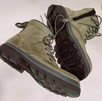 ECCO GRAINER 🧐  suede veterlaarzen leger groen  maat42 beschikbaar voor biedingen