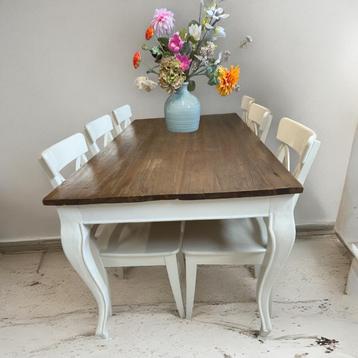 Eettafel Brocante met 6 IKEA ingolf stoelen beschikbaar voor biedingen
