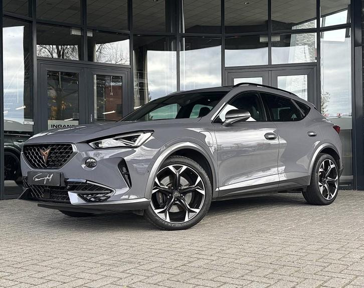 Cupra FORMENTOR 1.4 E-HYBRID 245PK VZ PERF. - PANO - TREKH., Auto's, Cupra, Bedrijf, Formentor, ABS, Adaptive Cruise Control, Airbags
