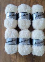 Nieuw, 6 bollen Astrakan van Lammy Yarns., Hobby en Vrije tijd, Ophalen of Verzenden, Nieuw, Breien of Haken, Wol of Garen