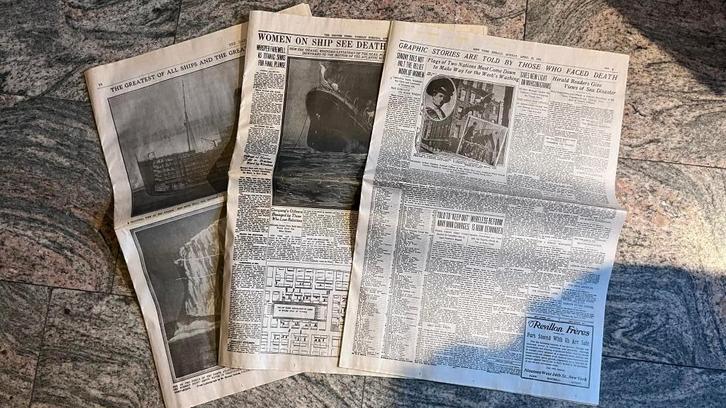 Set Titanic facsimile kranten 1912 (reproducties), Verzamelen, Tijdschriften, Kranten en Knipsels, Krant, Buitenland, Voor 1920
