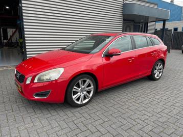 Volvo V60 1.6 T4 Summum beschikbaar voor biedingen