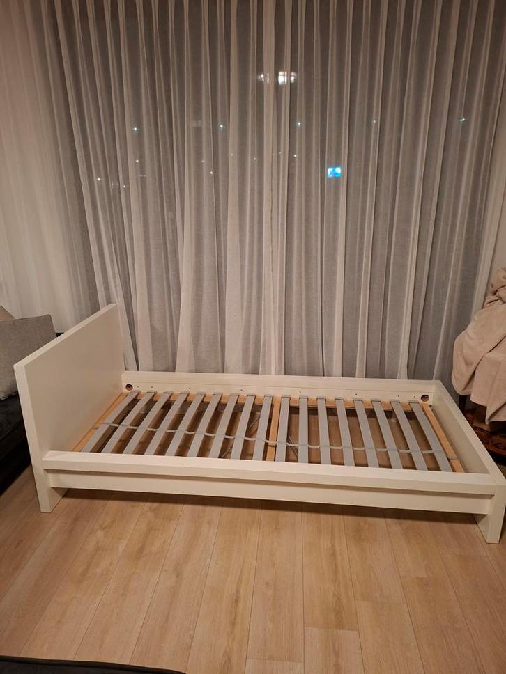 Bed Ikea Malm wit, Huis en Inrichting, Slaapkamer | Bedden, Zo goed als nieuw, Eenpersoons, 100 cm, 200 cm, Hout, Wit, Ophalen