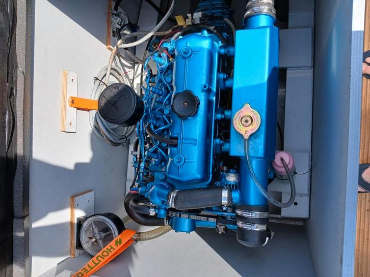 Stalen vlet, Watersport en Boten, Sloepen, Zo goed als nieuw, 30 tot 50 pk, 6 meter of meer, Binnenboordmotor, Diesel, Staal, Ophalen