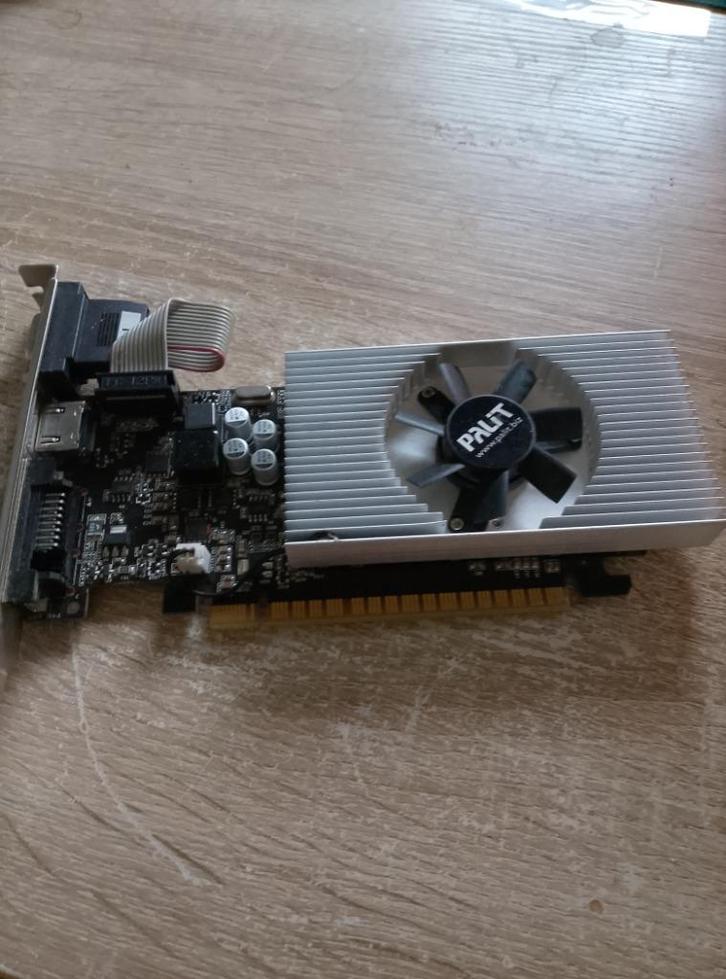 NVIDIA GeForce GT 610, Computers en Software, Videokaarten, Zo goed als nieuw, Nvidia, PCI-Express 3.0, GDDR5, HDMI, DVI, VGA