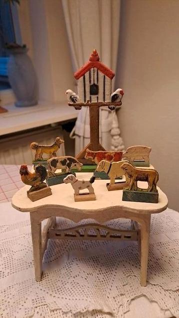 ERTZGEBIRGE DUIVENTIL EN ANDERE BOERDERIJDIEREN beschikbaar voor biedingen