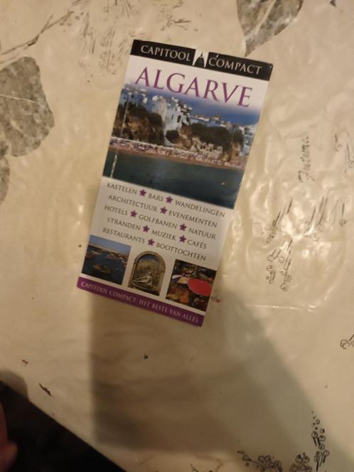 Algarve  Zuid Portugal Capitool reisgids compact Lagos Faro, Boeken, Reisgidsen, Zo goed als nieuw, Reisgids of -boek, Europa