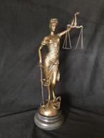 Vrouwe Justitia ,brons/bronzen,hoog 40cm, Mayer., Antiek en Kunst, Kunst | Beelden en Houtsnijwerken, Ophalen of Verzenden