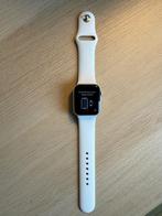 Apple Watch Series 4 40mm met witte sportband, Gebruikt, Apple Watch ⌚️, Wit, IOS