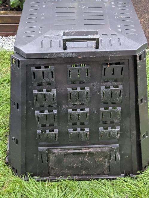 Compostbak voor de tuin / Compost box for a garden, Tuin en Terras, Aarde en Mest, Compostbak, Ophalen