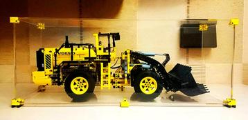 Showcase voor 42030 Volvo Wheel Loader Nieuw beschikbaar voor biedingen