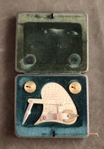 Antiek meetinstrument in cassette, Verzenden