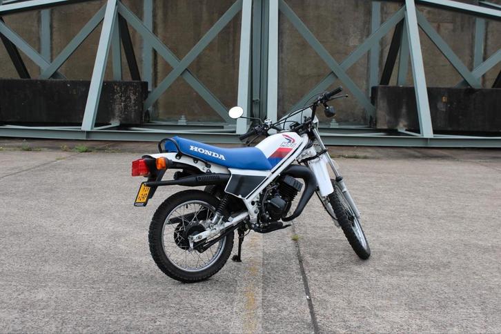 Prachtige honda mt5, Fietsen en Brommers, Brommers | Honda, Zo goed als nieuw, MT, Ophalen