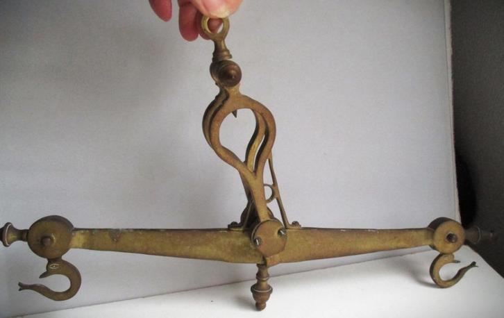Balans~Weegschaal~Koperen antiek weegsysteem~Kope, Antiek en Kunst, Antiek | Gereedschap en Instrumenten, Ophalen of Verzenden