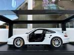 1:18 Porsche 911 (997) GT2 matwit Autoart 77890 deur kapot, Hobby en Vrije tijd, Modelauto's | 1:18, Gebruikt, Auto, Autoart, Ophalen of Verzenden