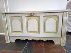 Vintage cupboard, Ophalen