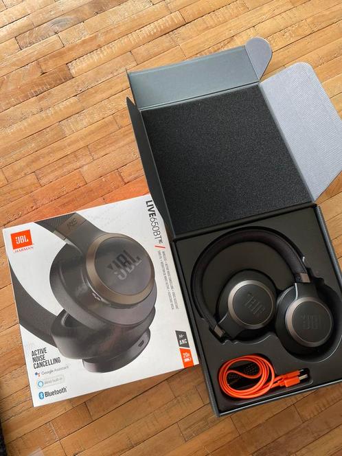 JBL Live 650BT, Audio, Tv en Foto, Koptelefoons, Zo goed als nieuw, Op oor (supra aural), Overige merken, Draadloos, Bluetooth