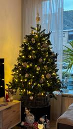 Intratuin kerstboom 155cm hoog 119cm breed., Diversen, Kerst, Ophalen, Zo goed als nieuw