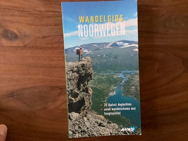 Noorwegen 35routes ANWB wandelgids, Boeken, Reisgidsen, Zo goed als nieuw, Europa, Overige merken, Ophalen of Verzenden