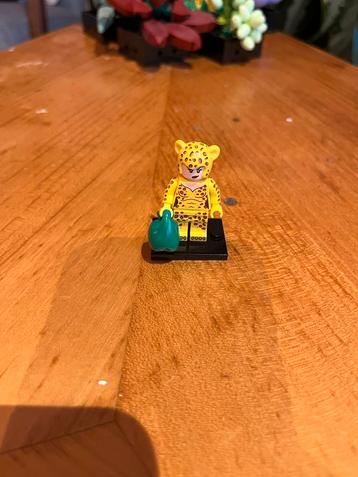 Lego Cheetah Minifiguur beschikbaar voor biedingen
