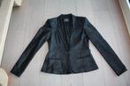 Mooie zwarte blazer van Guess in slangenprint, maat S, Guess, Zwart, Ophalen of Verzenden, Zo goed als nieuw