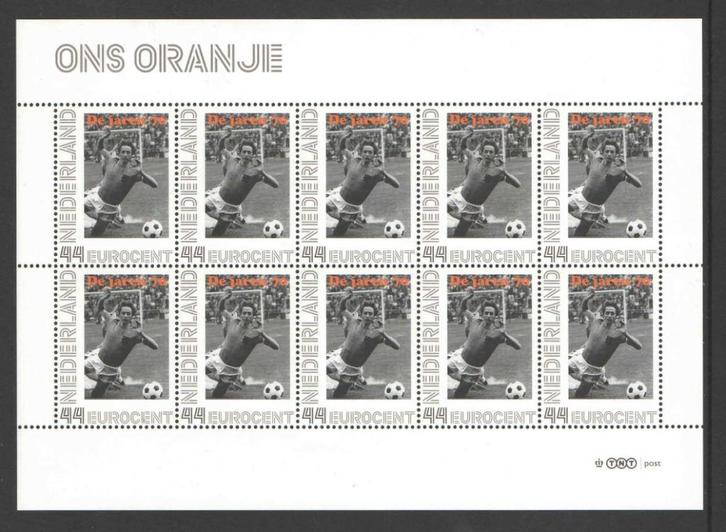 Nostalgie op postzegels Jaren '70: Johan Cruijff, Postzegels en Munten, Postzegels | Nederland, Postfris, Na 1940, Ophalen of Verzenden