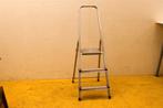 Huishoudtrap 48676, Doe-het-zelf en Verbouw, Ladders en Trappen, Ophalen of Verzenden, Gebruikt, 2 tot 4 meter