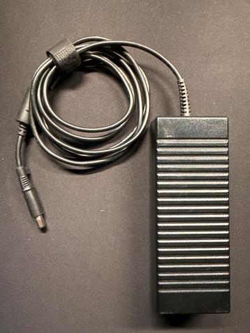 HP Adapter 120W - Dikke Plug beschikbaar voor biedingen