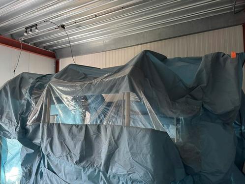 Spuit tent/cabine 3m bij 5 meter met frame, Caravans en Kamperen, Tenten, Zo goed als nieuw, Ophalen