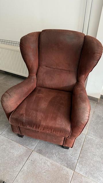 Comfortabele Donkerbruine Fauteuil – B Famous beschikbaar voor biedingen