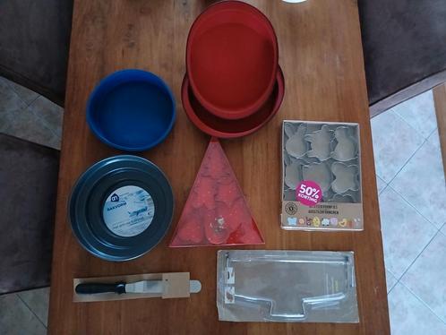 bak en bewerkingspulletjes, Hobby en Vrije tijd, Taarten en Cupcakes maken, Zo goed als nieuw, Bakvorm, Taarten, Ophalen