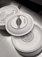 Riverdale borden, Huis en Inrichting, Keuken | Servies, Ophalen of Verzenden, Zo goed als nieuw, Bord(en), Overige stijlen