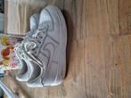 Nike schoenen mt 34, Jongen of Meisje, Schoenen, Ophalen of Verzenden, Zo goed als nieuw