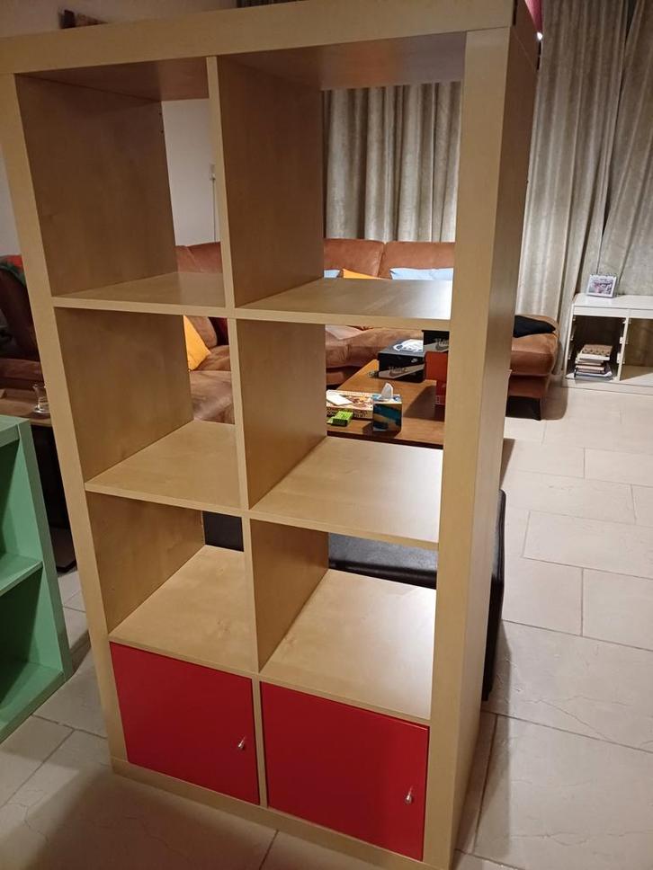 IKEA Kallax Kast met Inzetten & Rode Deurtjes, Huis en Inrichting, Kasten | Boekenkasten, Gebruikt, 50 tot 100 cm, 100 tot 150 cm