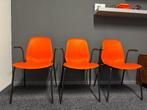 Set 3x IKEA LEIFARNE stoelen oranje + 2x bijzettafeltje, Huis en Inrichting, Stoelen, Ophalen, Overige kleuren, Drie, Zo goed als nieuw