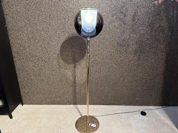 Penta Glo Staande lamp   beschikbaar voor biedingen