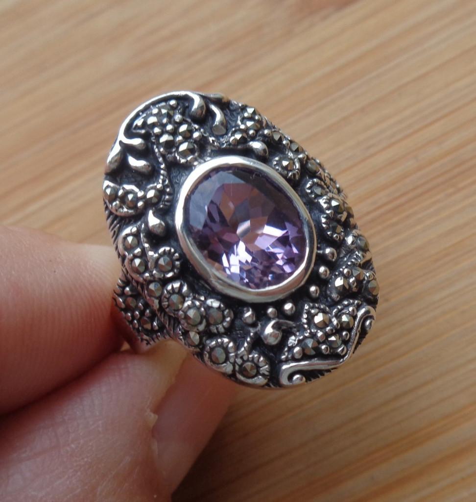 zilveren ring met amethist en markasiet [256], 18 tot 19, Met edelsteen, Ophalen of Verzenden, Zo goed als nieuw