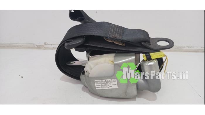Veiligheidsgordel links-voor van een Peugeot 107, Auto-onderdelen, Interieur en Bekleding, Peugeot, Gebruikt, 3 maanden garantie