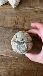 Bergkristal Geode Set - Leuk Cadeau!, Verzamelen, Mineralen en Fossielen, Ophalen, Mineraal