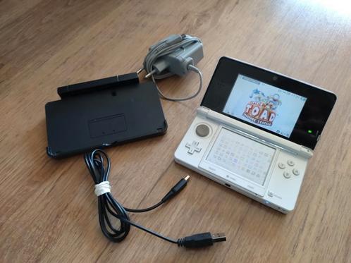 Nintendo 3DS wit incl. 60+ games en accessoires, Spelcomputers en Games, Spelcomputers | Nintendo 2DS en 3DS, Gebruikt, 3DS, Wit