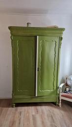 Brocante groene (linnen)kast, Ophalen