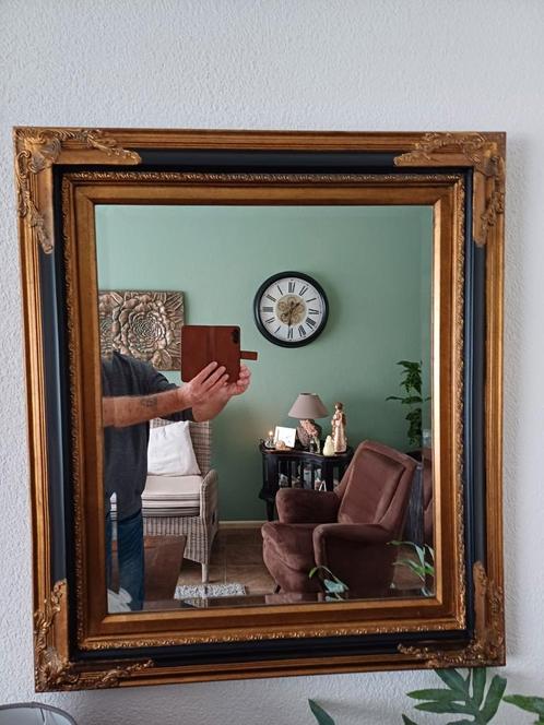 Mooie klassieke wandspiegel., Antiek en Kunst, Antiek | Meubels | Stoelen en Banken, Ophalen