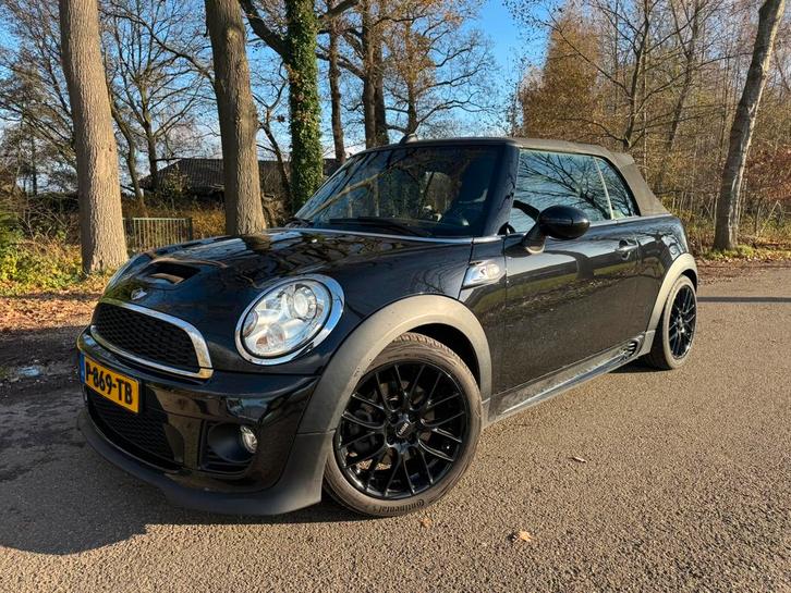Mini Cooper S Cabrio 1.6 184pk Aut. 2015 Zwart, Auto's, Mini, Particulier, Cabrio, Benzine, F, Cabriolet, Automaat, Geïmporteerd
