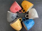 Douwe Egberts D.E mokken / bekers, 9 cm hoog in 6 kleuren, Ophalen, Zo goed als nieuw